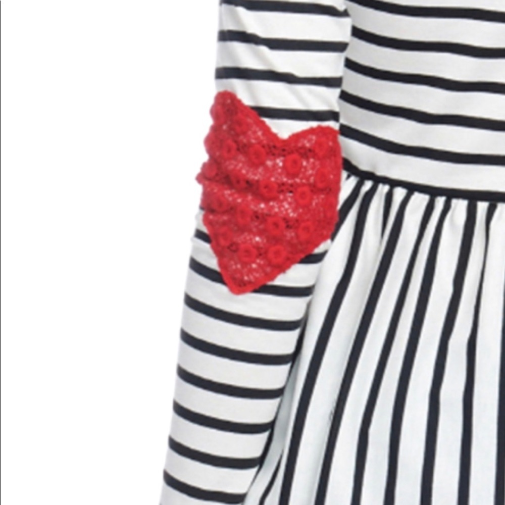 Veveret bandit striped tunic hearts on sleeve size Small - Picture 2 of 5